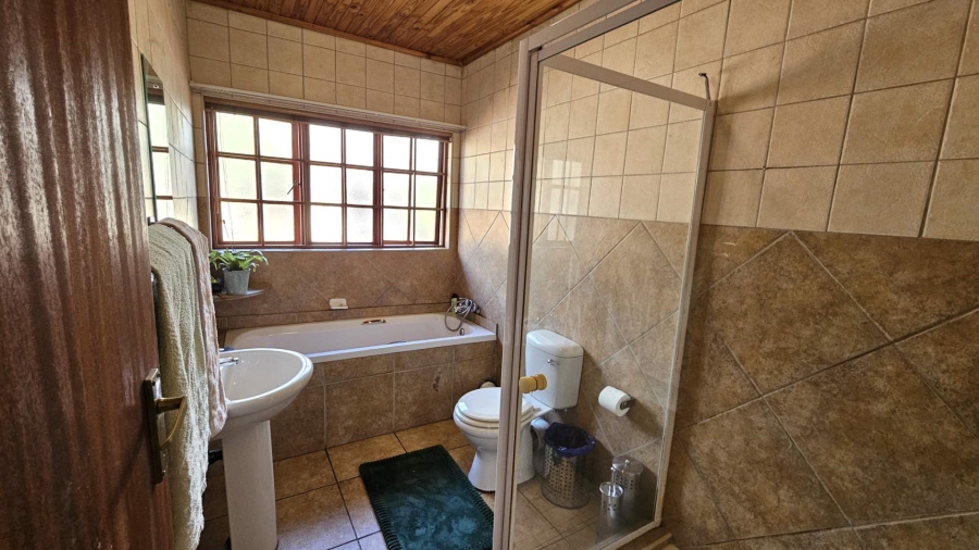 3 Bedroom Property for Sale in Melodie North West